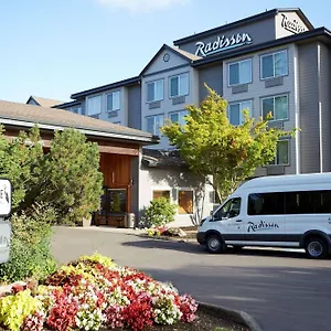 Radisson Airport Portland